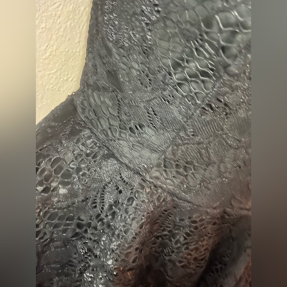 Mini black dress - Picture 4 of 4